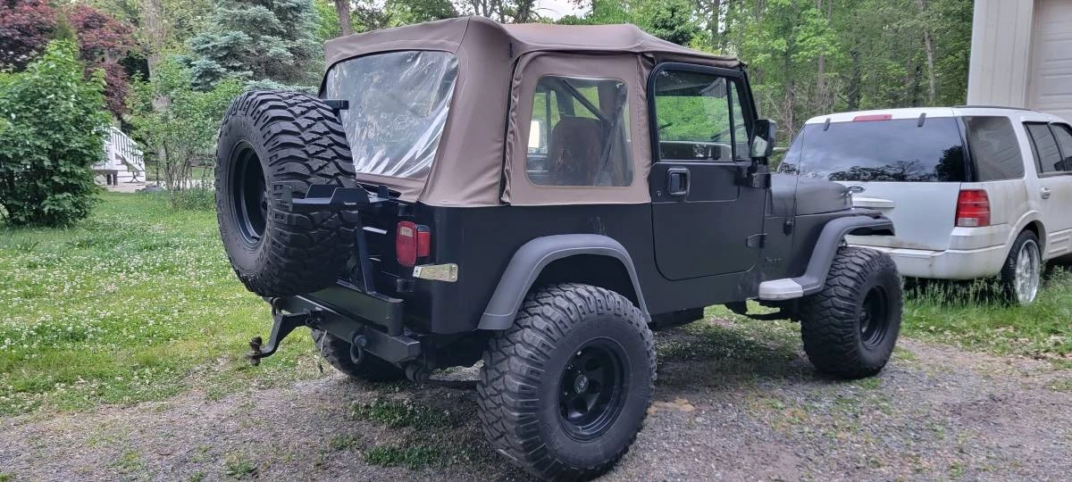 1995 Jeep YJ Wrangler - Image 5 of 18