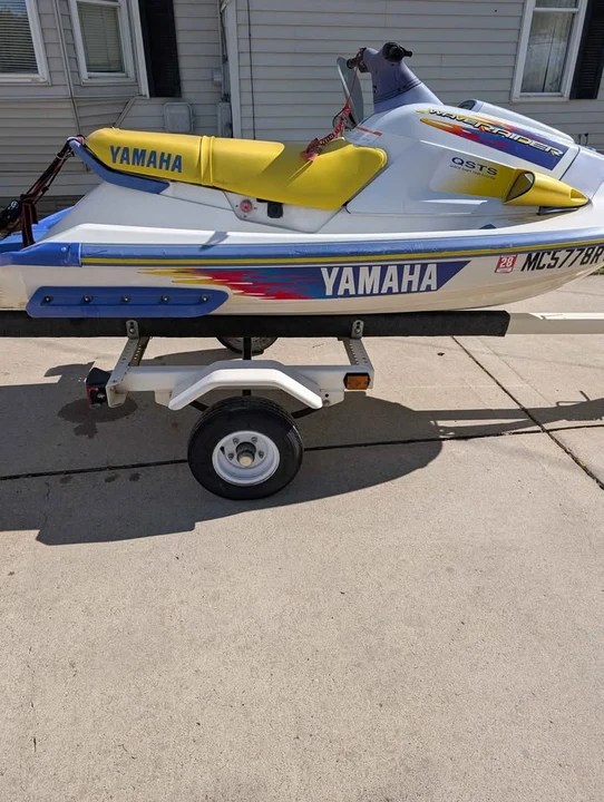 1995 Yamaha - Image 2 of 6