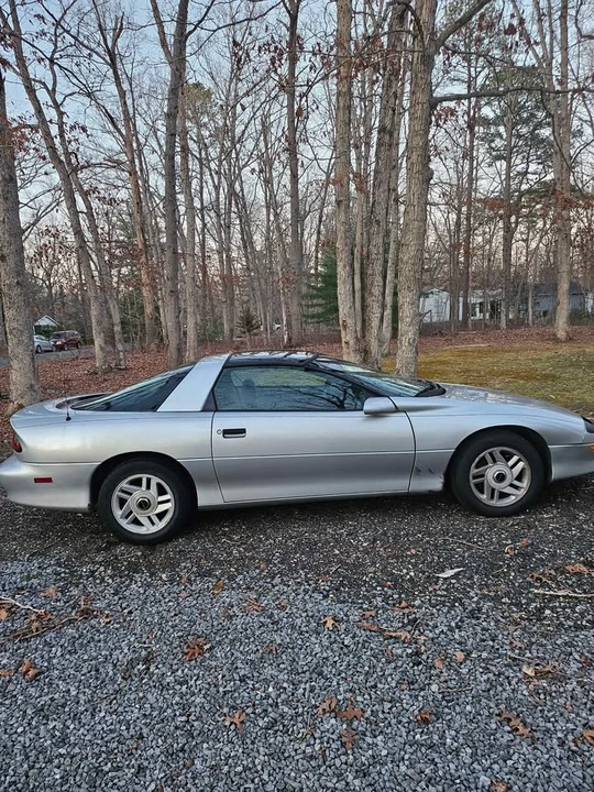 1995 Chevrolet Camaro 4th Gen - Image 2 of 4
