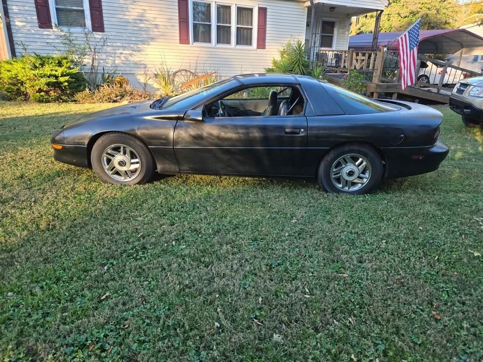 1995 Chevrolet Camaro 4th Gen - Image 3 of 4