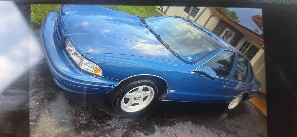 1995 Chevrolet Caprice - Image 2 of 9