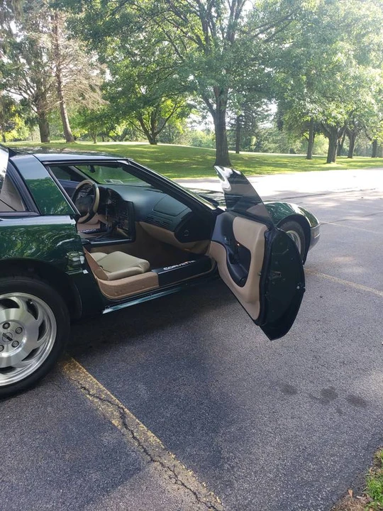 1995 Chevrolet Corvette C4 - Image 4 of 13