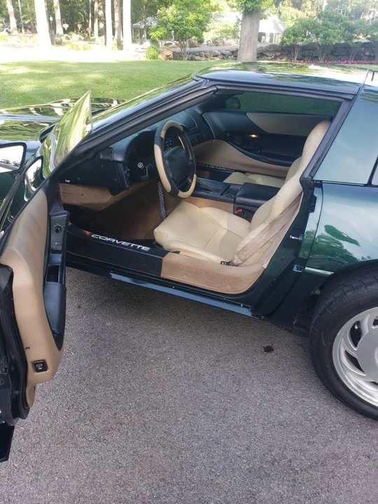 1995 Chevrolet Corvette C4 - Image 9 of 13