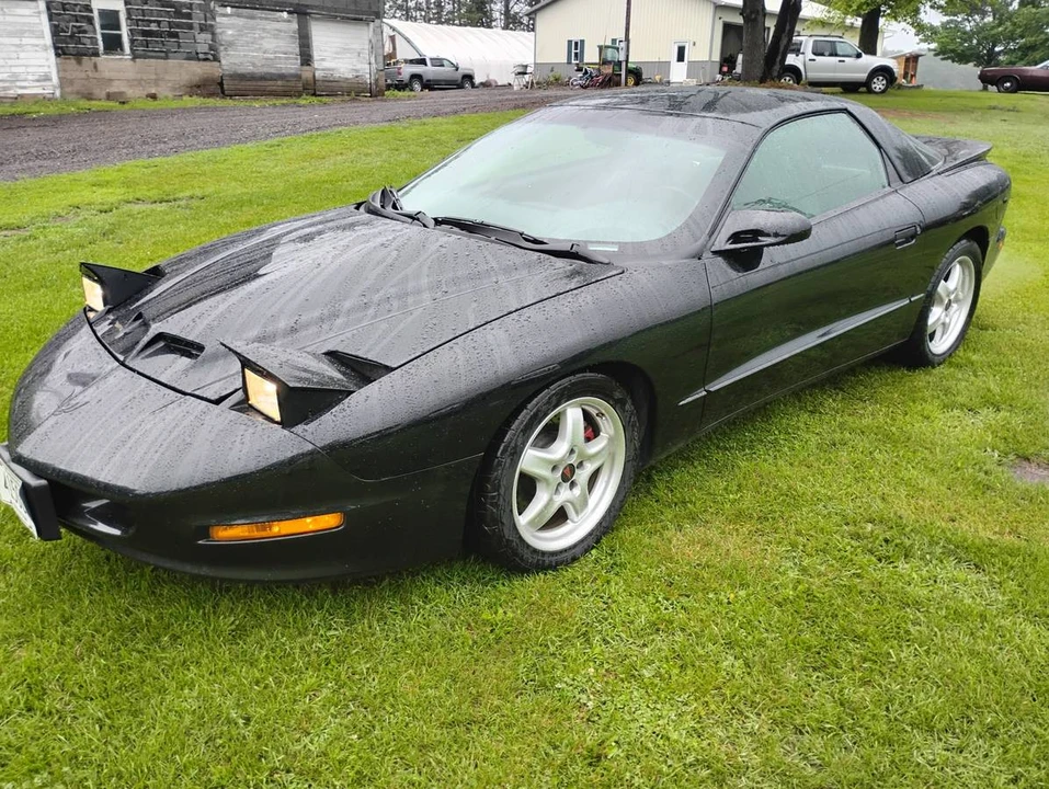 1995 Pontiac Firebird Formula 4th Gen - Image 3 of 8