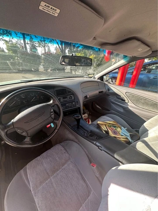 1995 Ford Thunderbird 10th Gen - Image 6 of 7