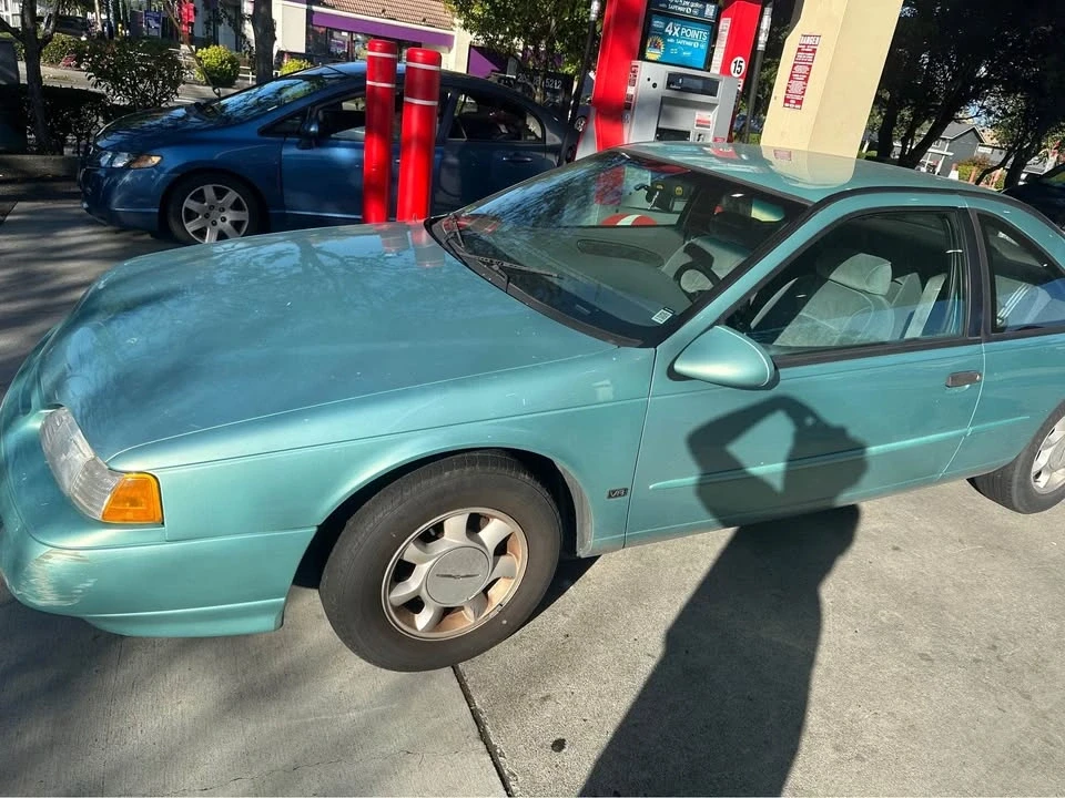 1995 Ford Thunderbird 10th Gen - Image 2 of 7