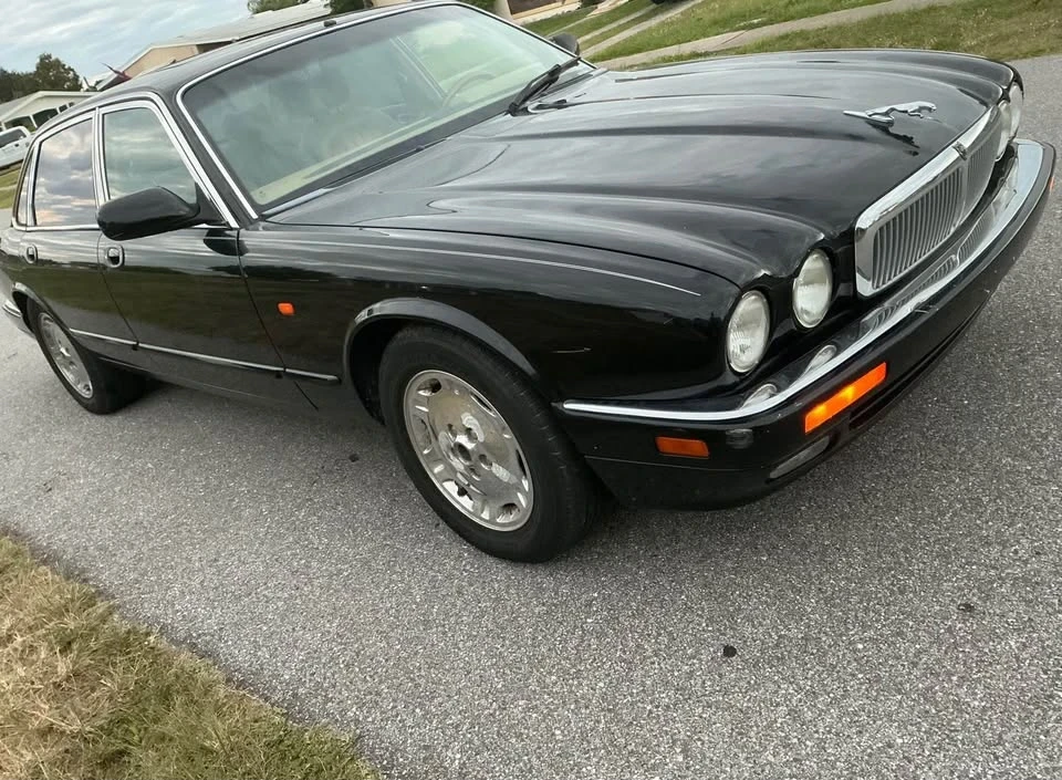 1995 Jaguar X300 XJ - Image 3 of 7