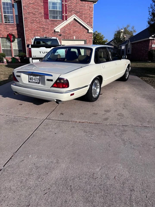 1995 Jaguar X300 XJ - Image 2 of 5