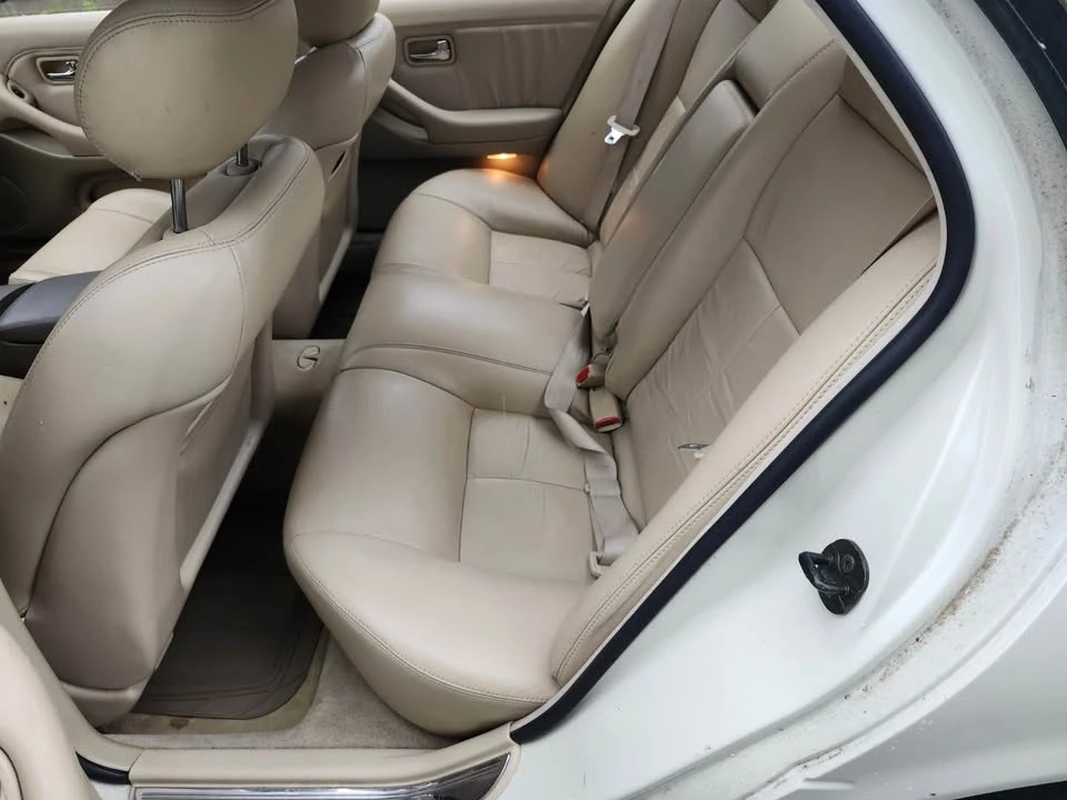 1995 Infiniti J30 - Image 2 of 6