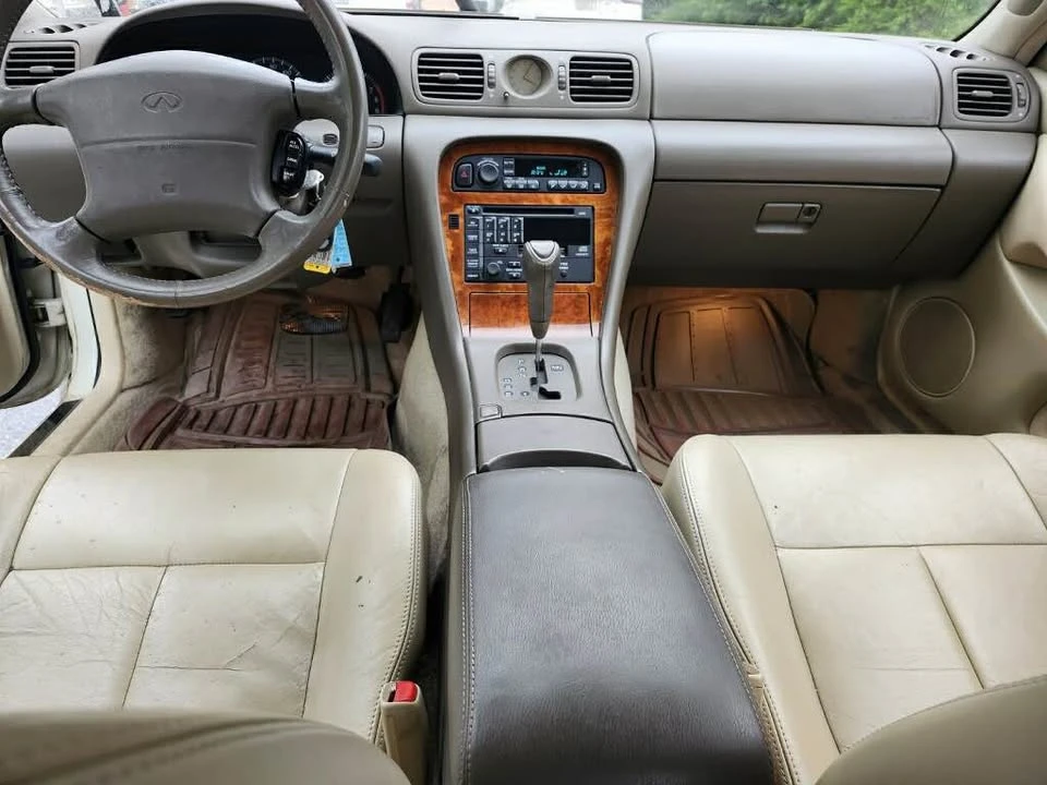 1995 Infiniti J30 - Image 6 of 6