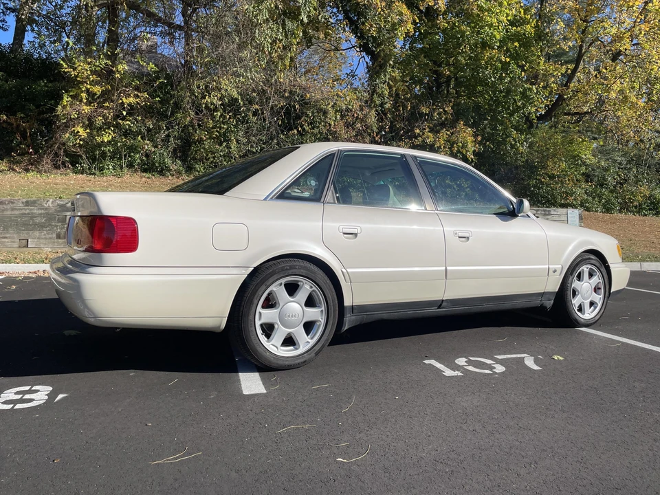 1995 Audi C4 S6 - Image 17 of 31
