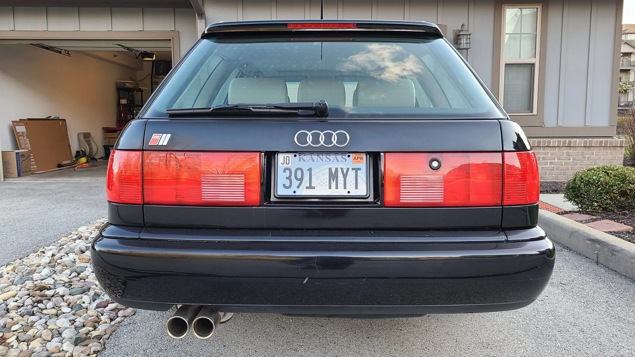 1995 Audi C4 S6 - Image 8 of 31