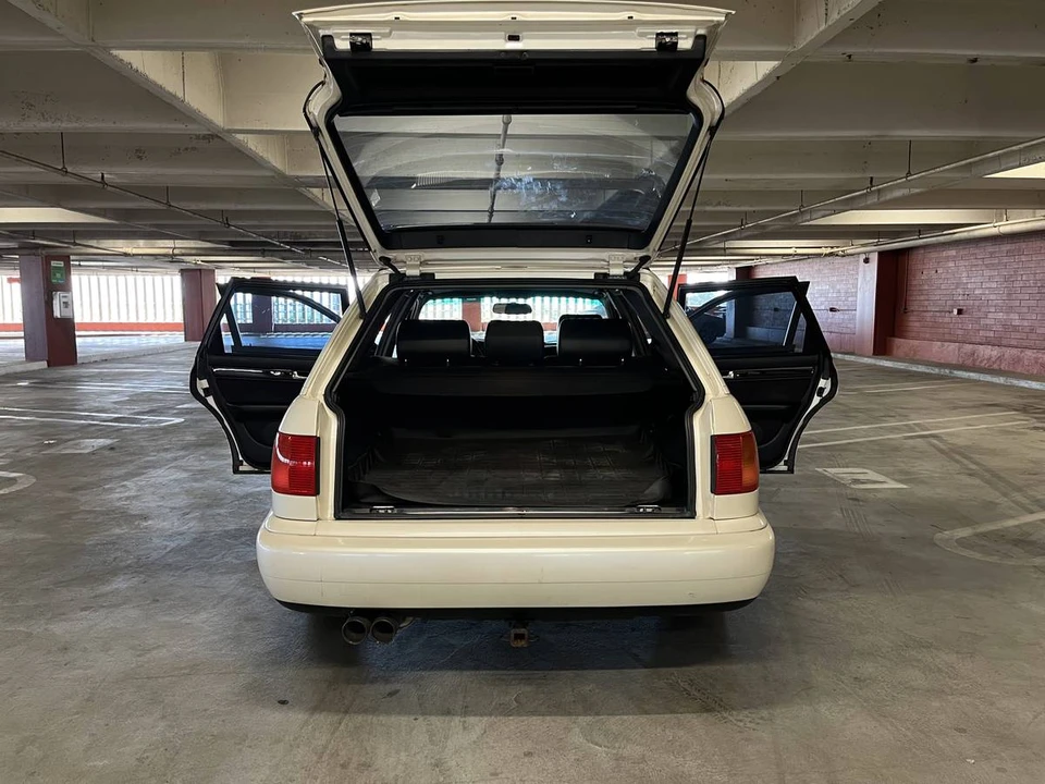 1995 Audi C4 S6 - Image 7 of 23