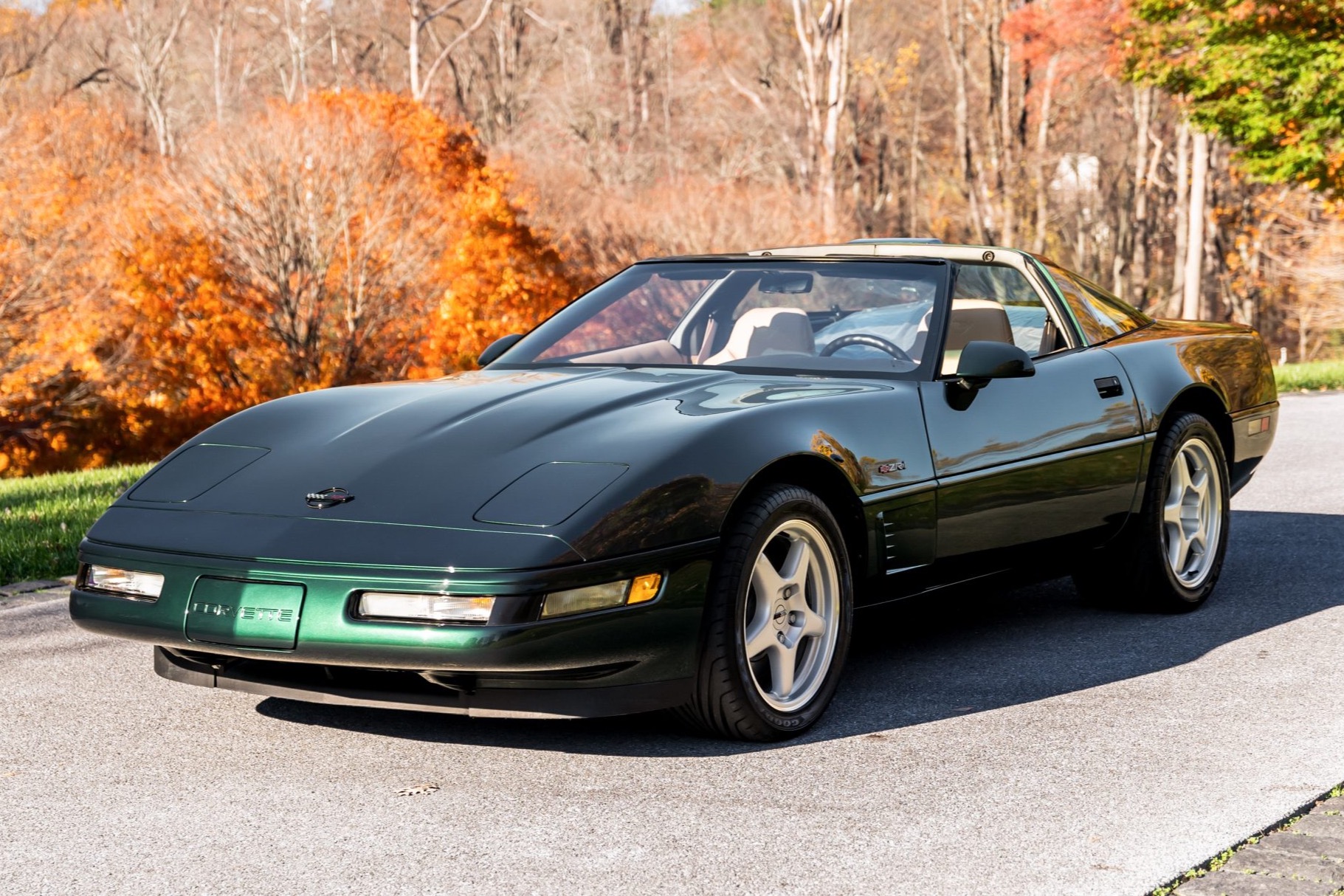 2k-Mile 1995 Chevrolet Corvette ZR-1