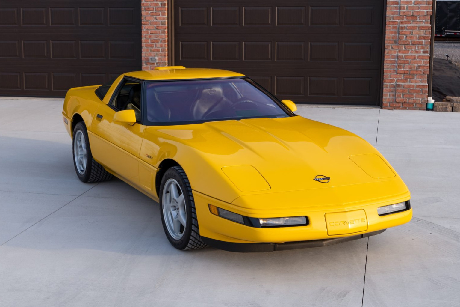 528-Mile 1995 Chevrolet Corvette ZR-1