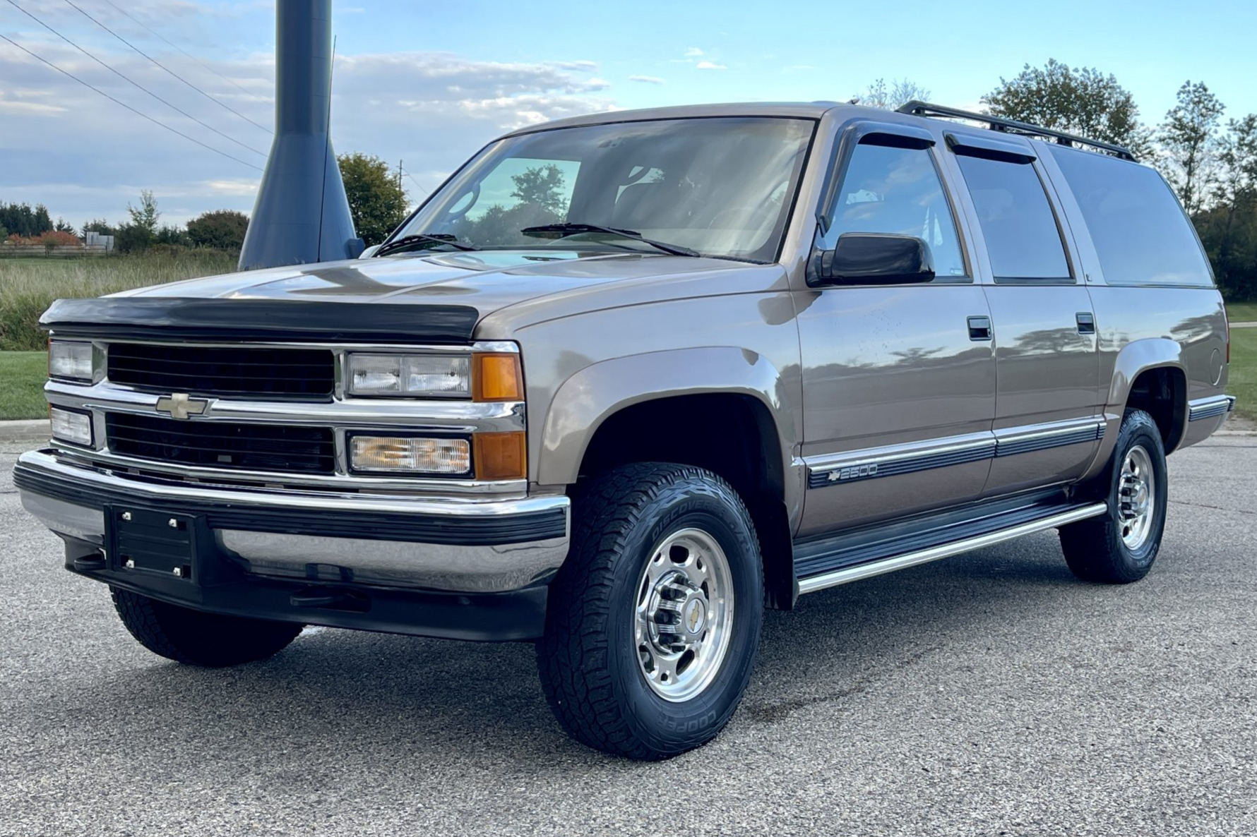 1995 Chevrolet Suburban LT 2500 7.4L 4×4