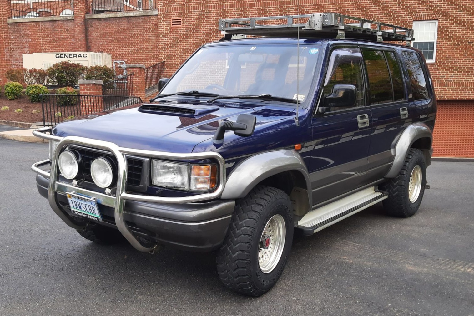 Modified 1995 Isuzu Bighorn Irmscher Turbodiesel