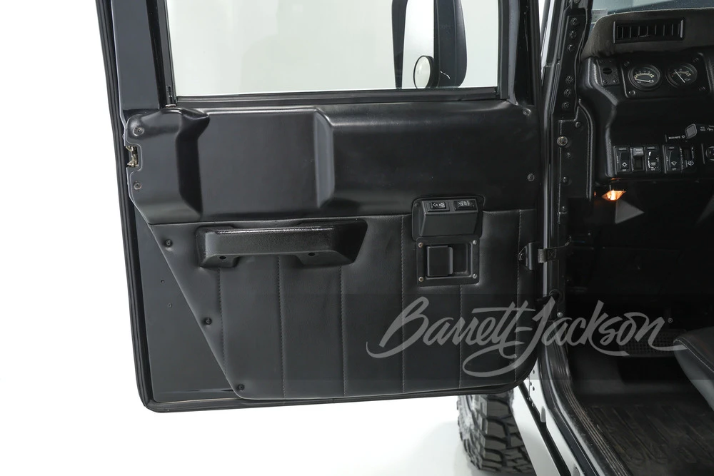 1996 AM General Hummer - Image 24 of 31