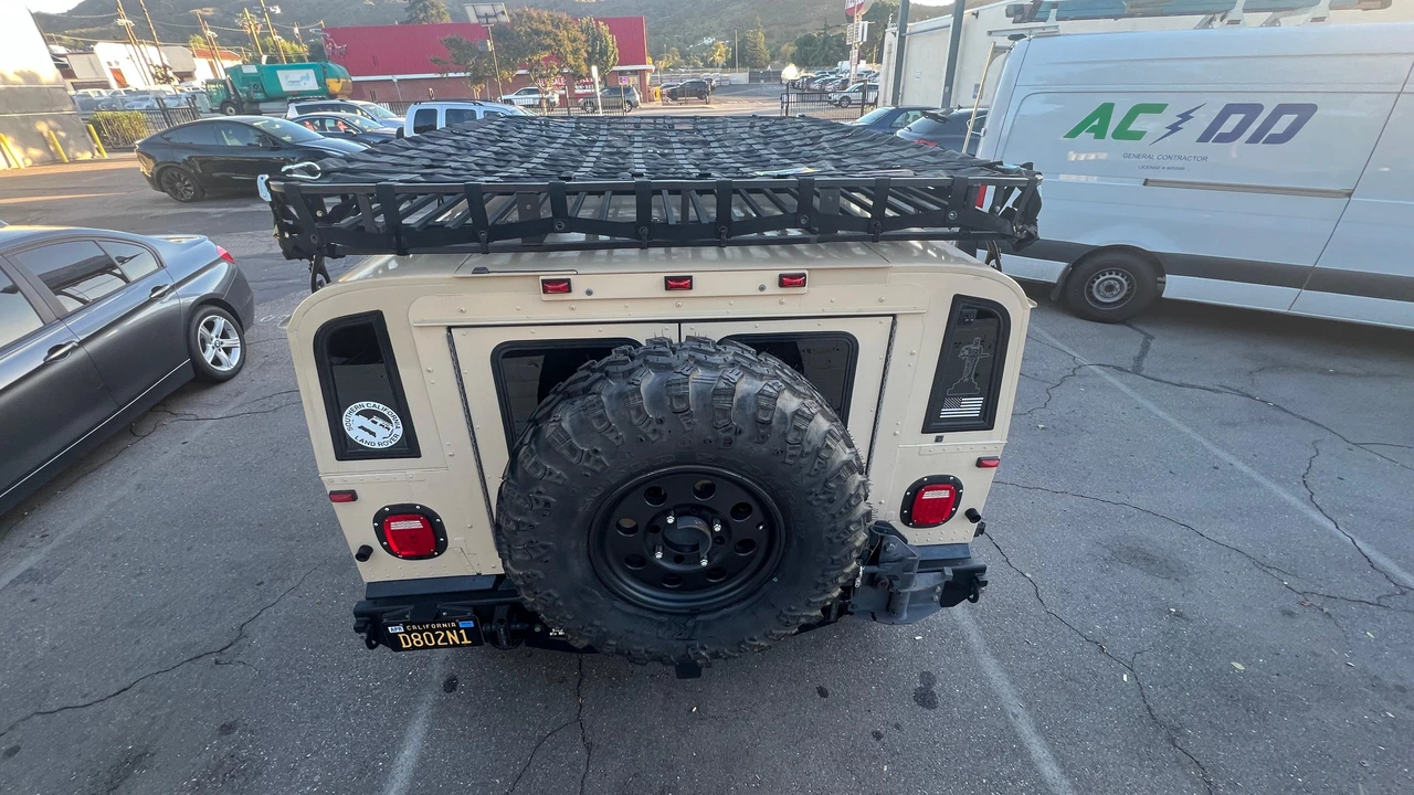 1996 AM General Hummer - Image 19 of 31