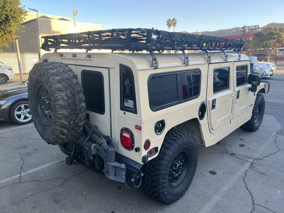 1996 Hummer Hummer H1 - Image 17 of 31