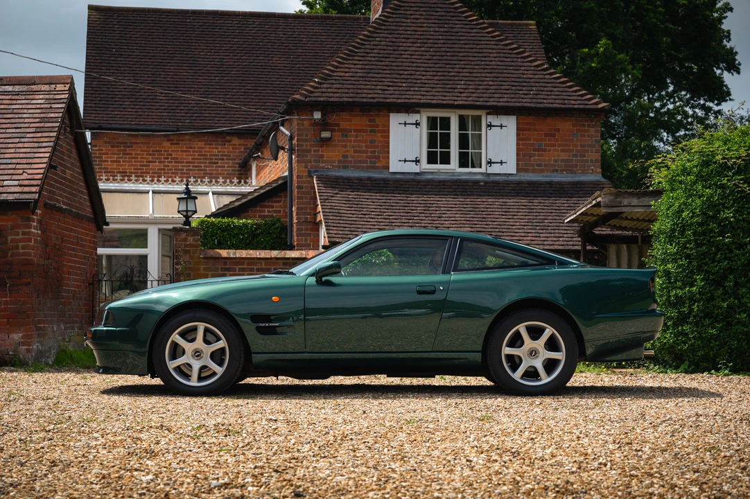 1996 Aston Martin V8 Coupe - Image 10 of 31