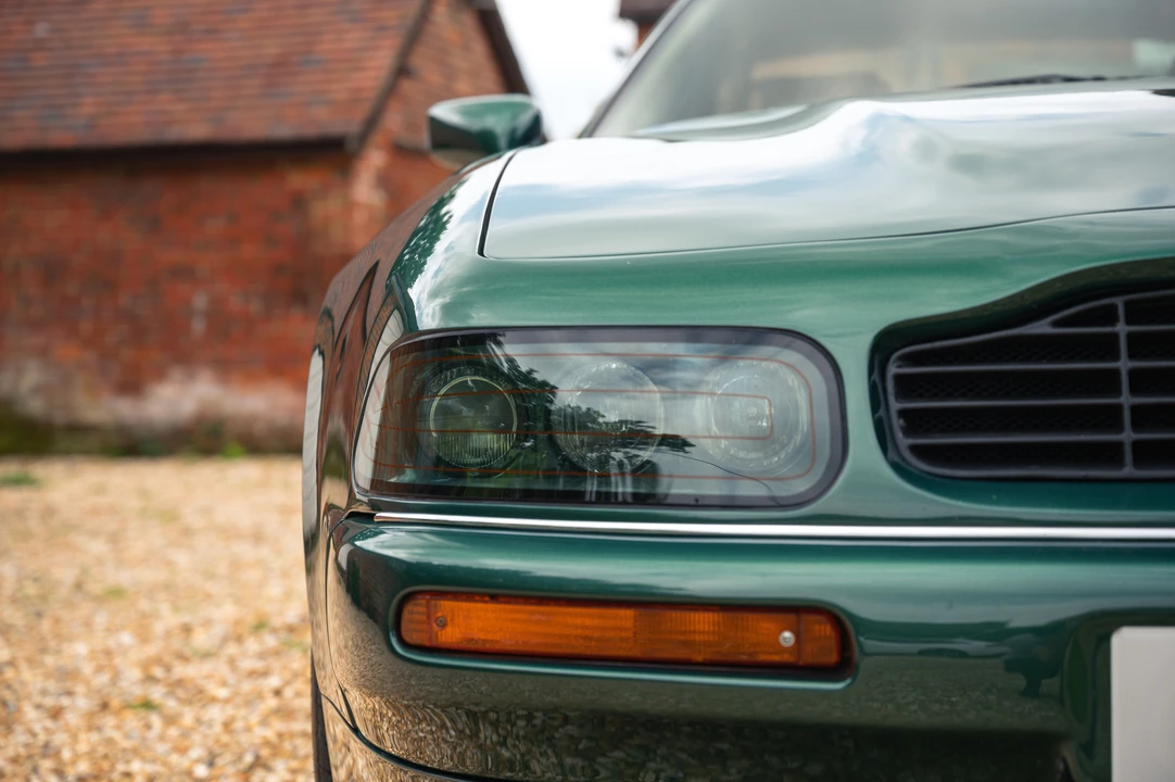 1996 Aston Martin V8 Coupe - Image 21 of 31
