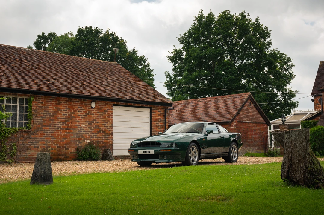 1996 Aston Martin V8 Coupe - Image 11 of 31