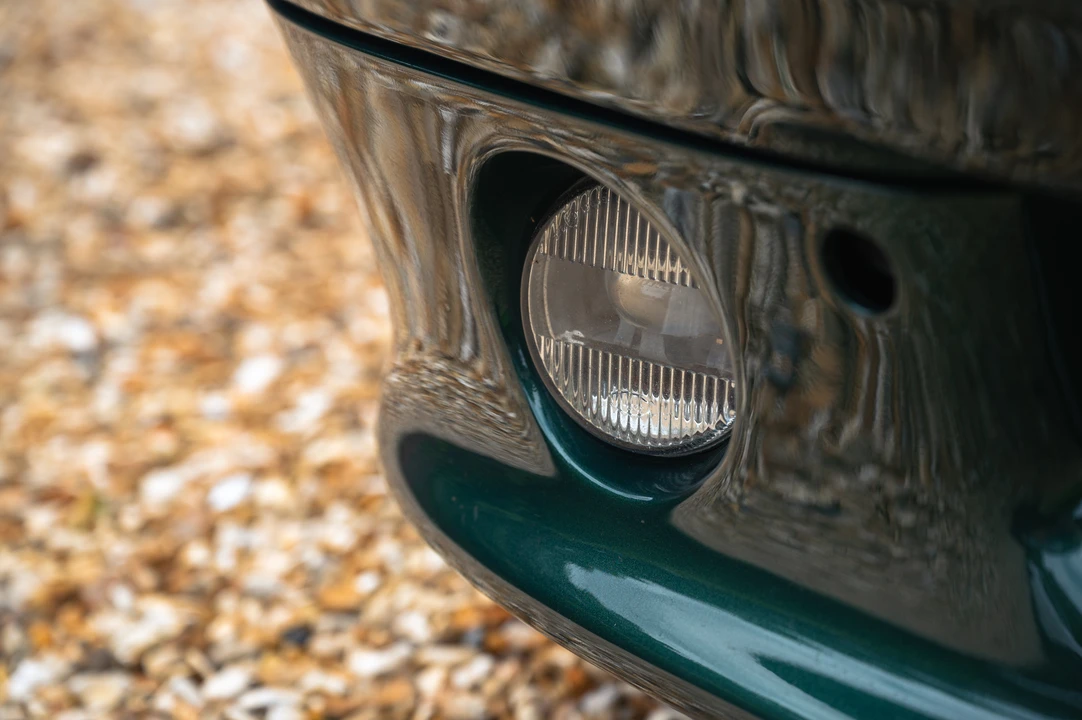1996 Aston Martin V8 Coupe - Image 23 of 31