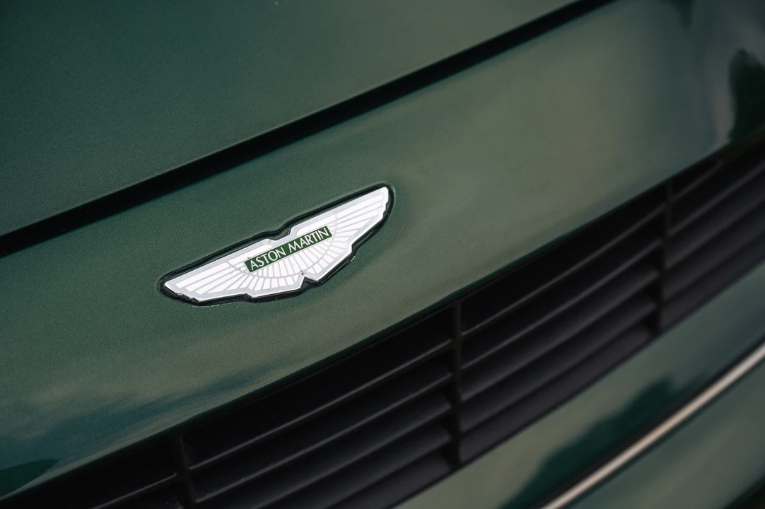 1996 Aston Martin V8 Coupe - Image 26 of 31