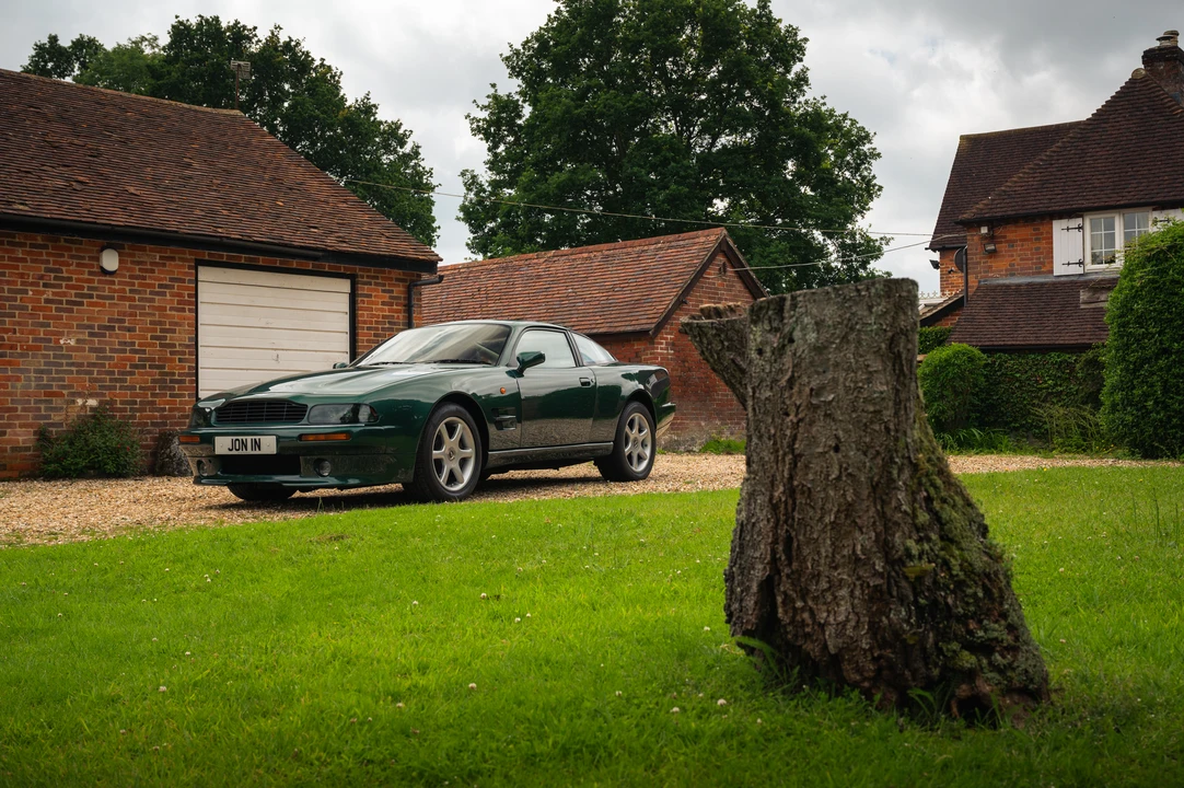 1996 Aston Martin V8 Coupe - Image 12 of 31