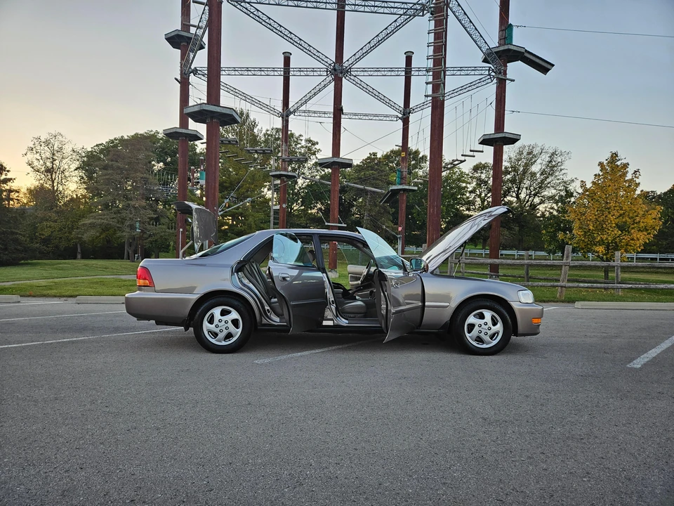 1996 Acura TL 1st Gen - Image 18 of 31