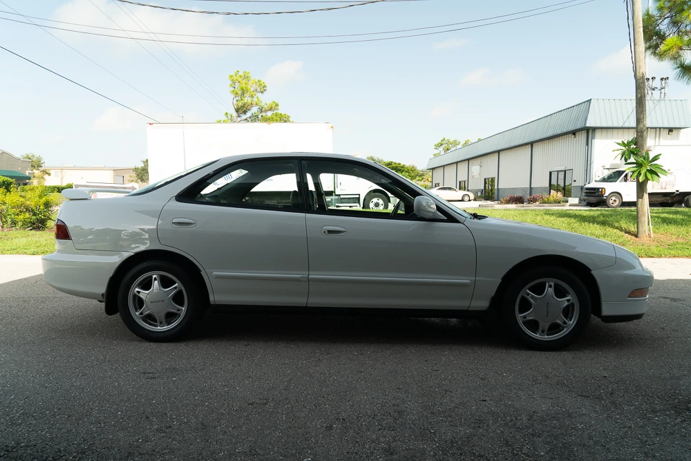 1996 Acura Integra 3rd Gen - Image 5 of 31
