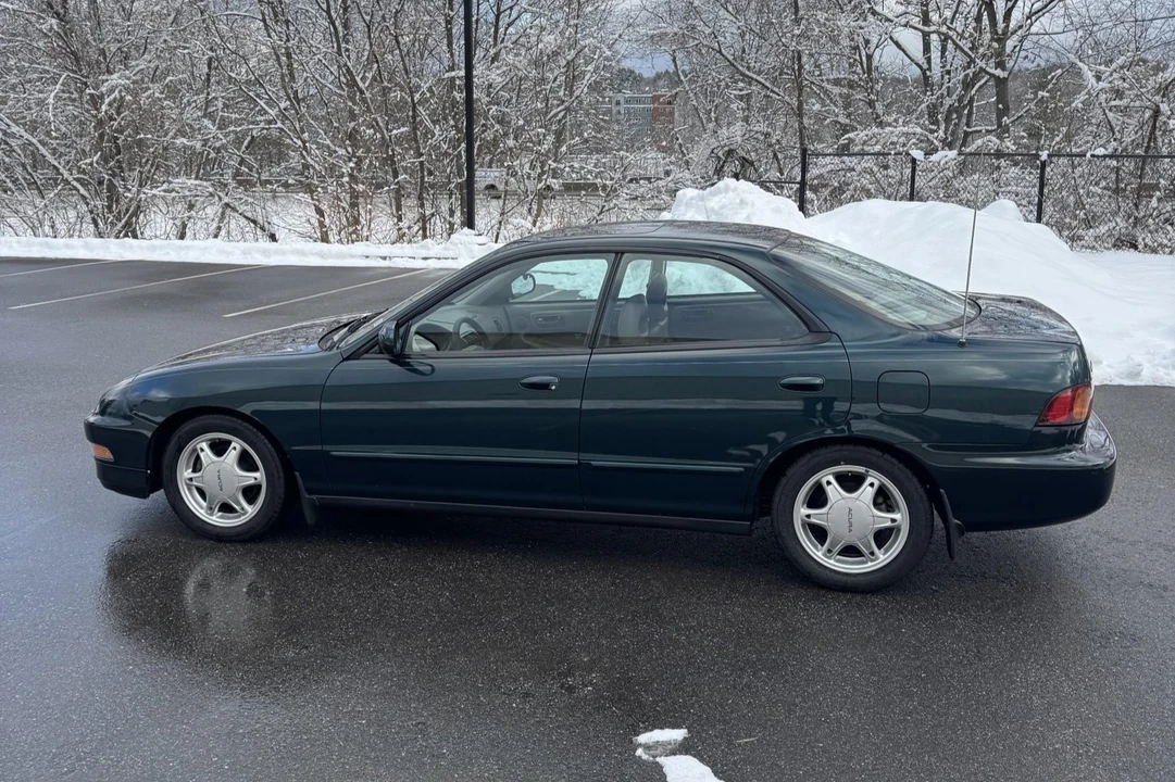 1996 Acura Integra 3rd Gen - Image 9 of 31