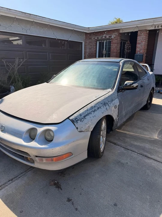 1996 Acura Integra 3rd Gen - Image 2 of 10