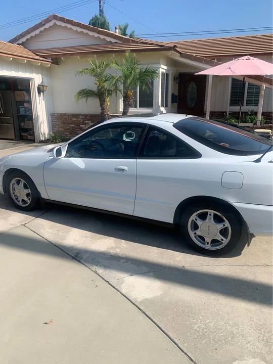 1996 Acura Integra 3rd Gen - Image 2 of 10