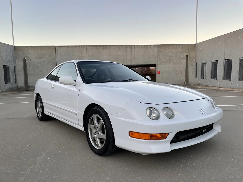 1996 Acura Integra 3rd Gen - Image 2 of 31