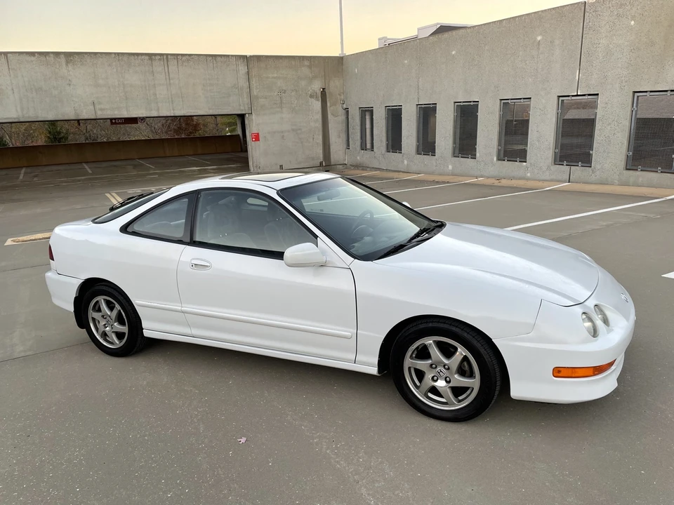 1996 Acura Integra 3rd Gen - Image 5 of 31