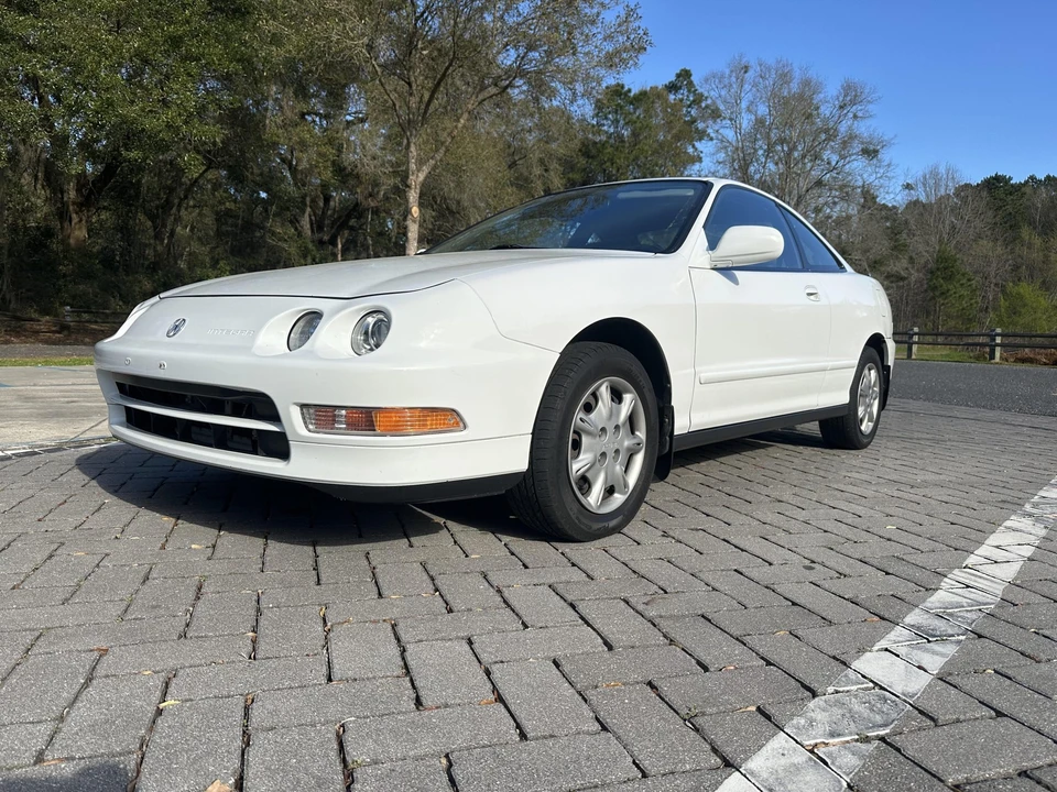1996 Acura Integra 3rd Gen - Image 2 of 31