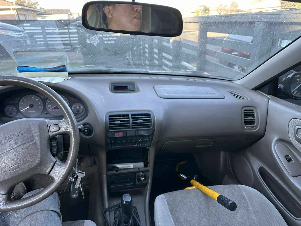 1996 Acura Integra 3rd Gen - Image 2 of 13