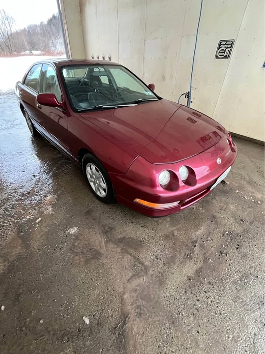 1996 Acura Integra 3rd Gen - Image 2 of 10