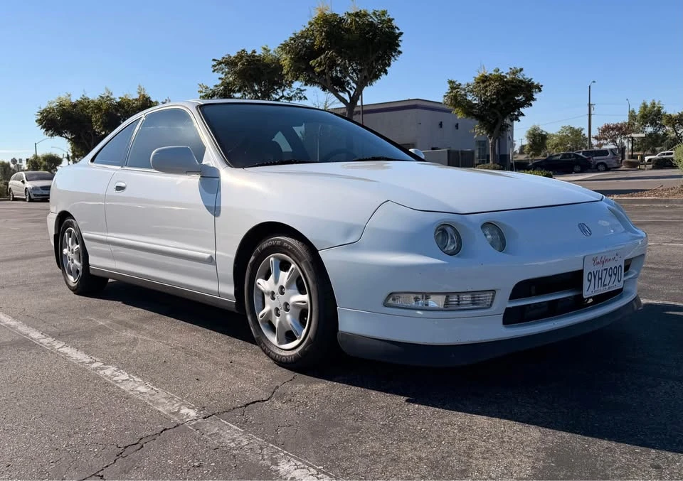 1996 Acura Integra 3rd Gen - Image 2 of 11