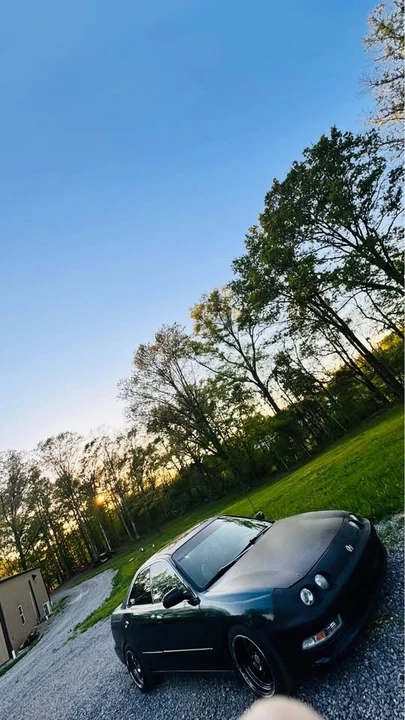 1996 Acura Integra 3rd Gen - Image 2 of 10