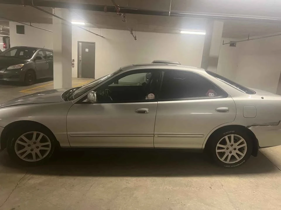 1996 Acura Integra 3rd Gen - Image 2 of 10