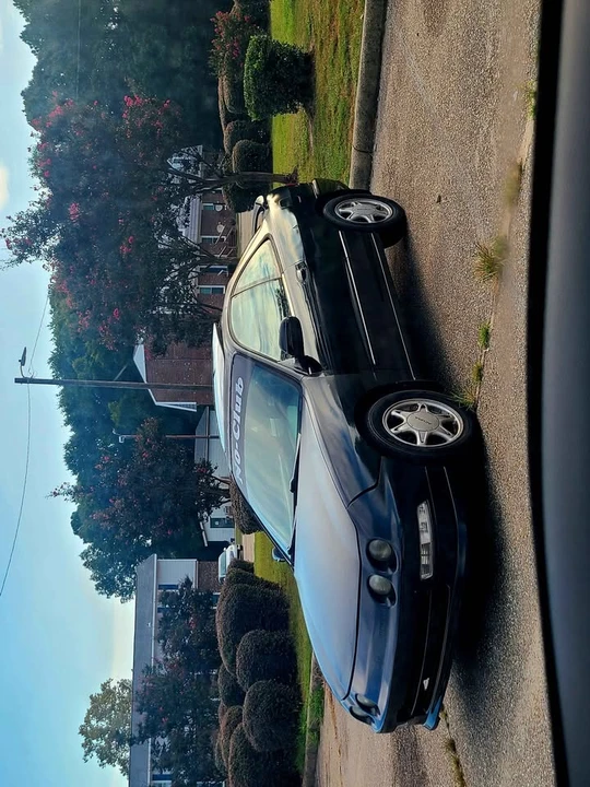 1996 Acura Integra 3rd Gen - Image 2 of 4