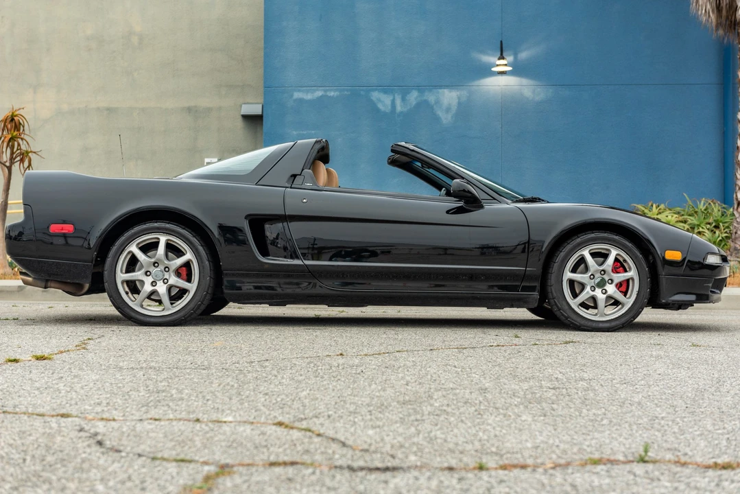 1996 Acura NA1 NSX - Image 9 of 31