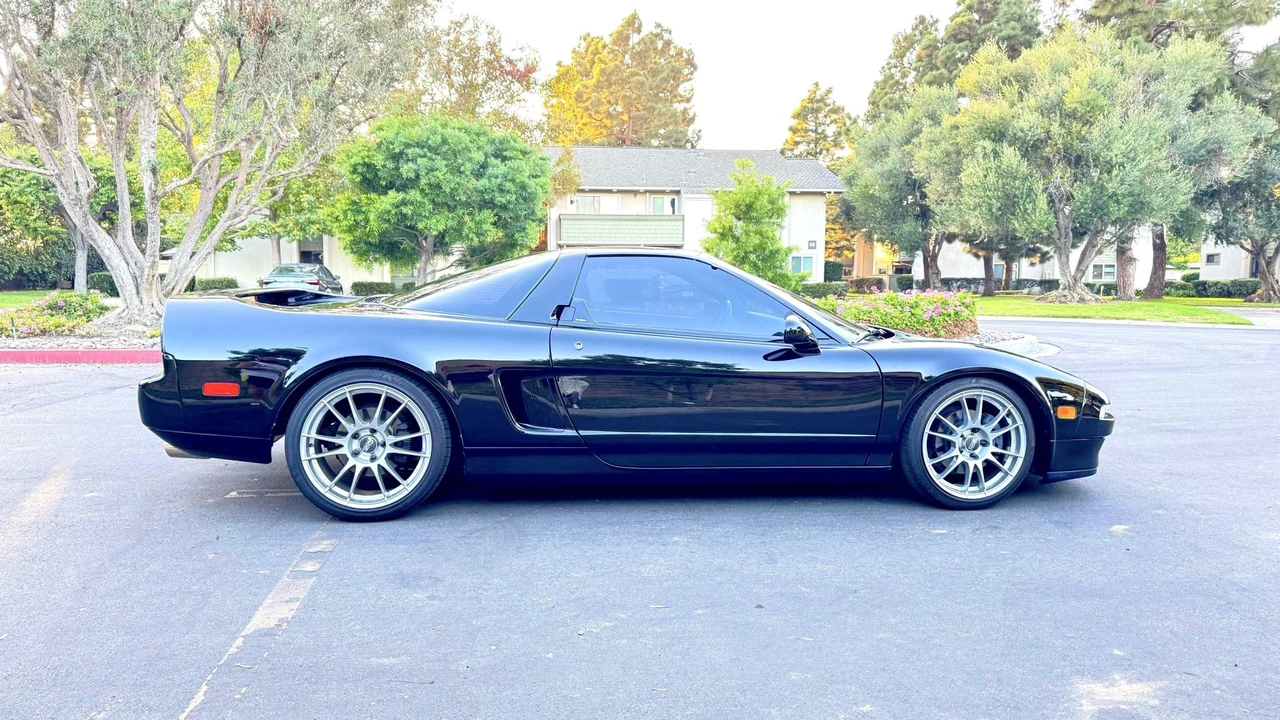 1996 Acura NA1 NSX - Image 7 of 31