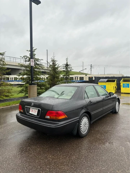 1996 Acura RL 1st Gen - Image 3 of 15