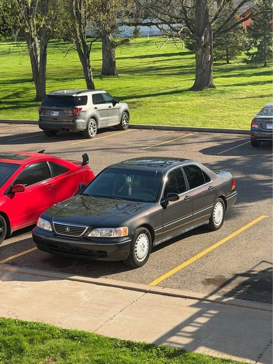 1996 Acura RL 1st Gen - Image 3 of 12
