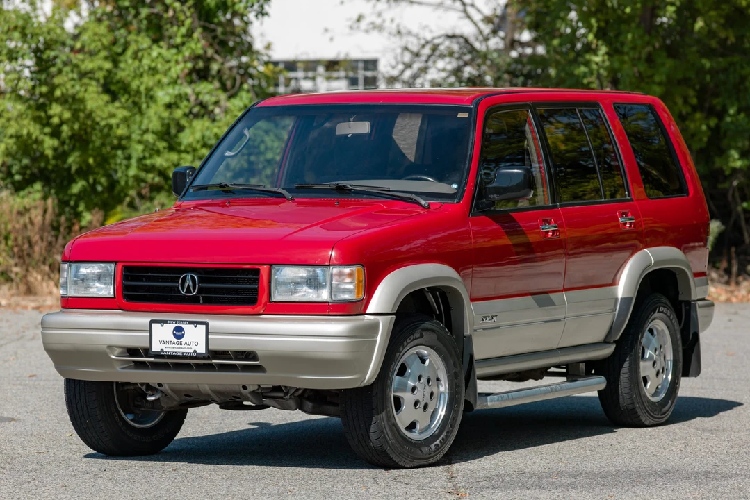 1996 Isuzu Trooper - Image 4 of 31