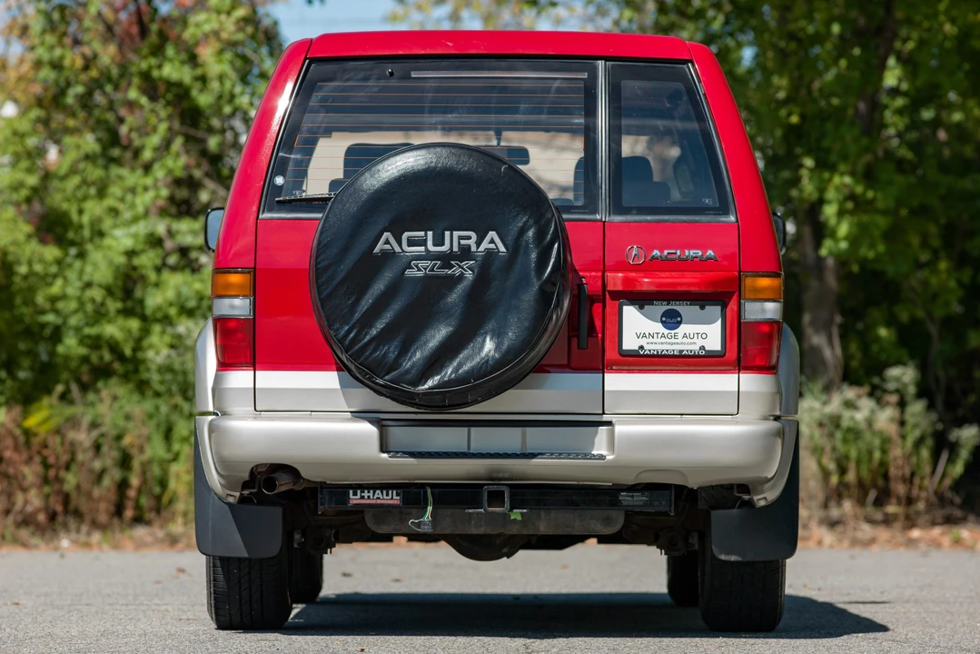 1996 Isuzu Trooper - Image 13 of 31